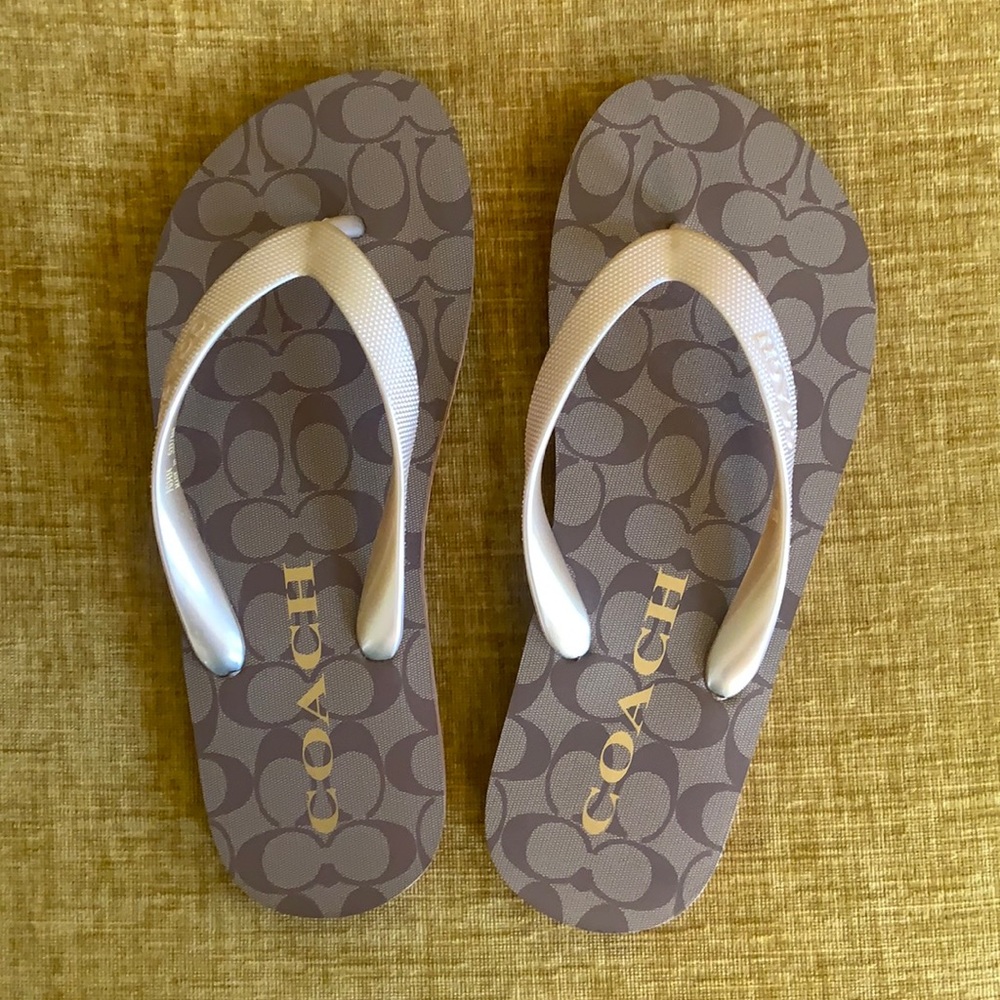 NWT Coach flip flops size 7